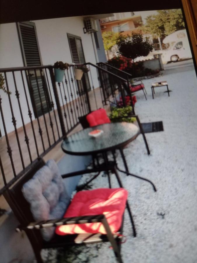 Kalauz Rooms Lozovac Exterior foto